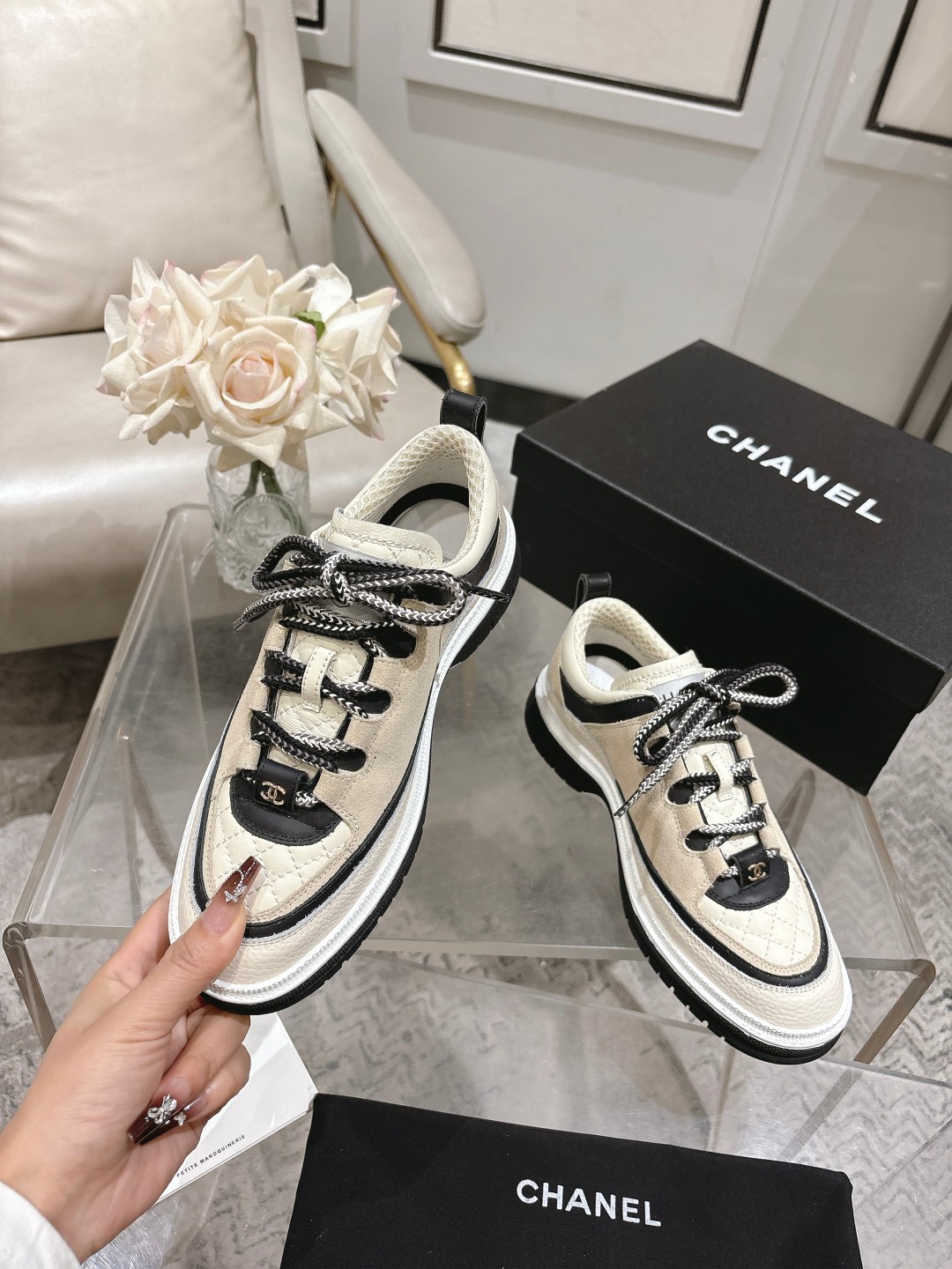 Women's high heels